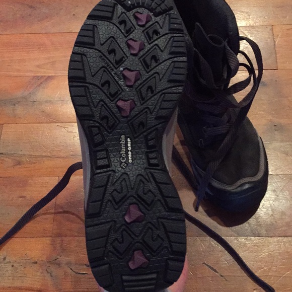 Columbia Omni Tech Boots - Picture 2 of 3